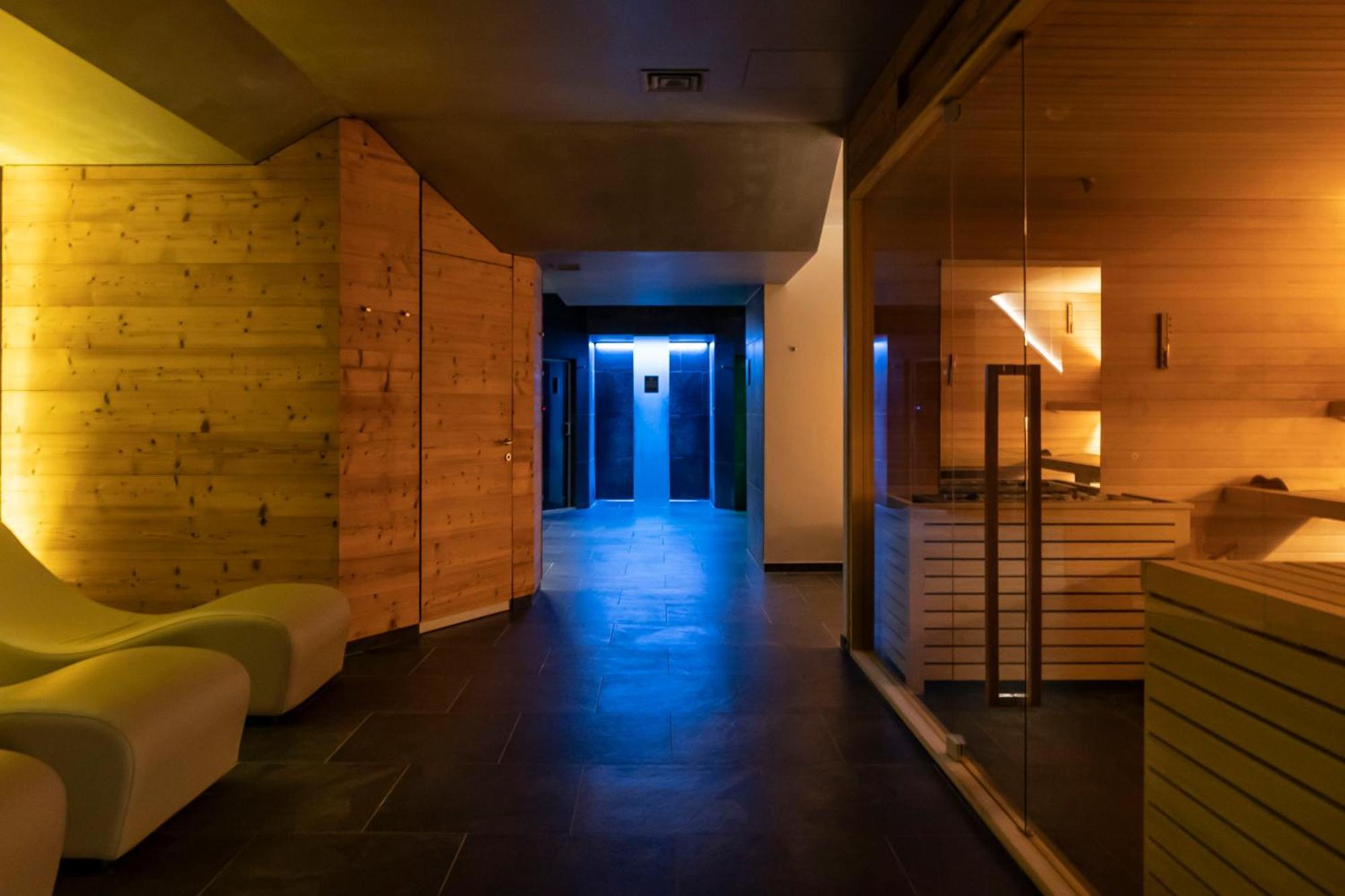 Linta Hotel Wellness & Spa 아지아고 외부 사진