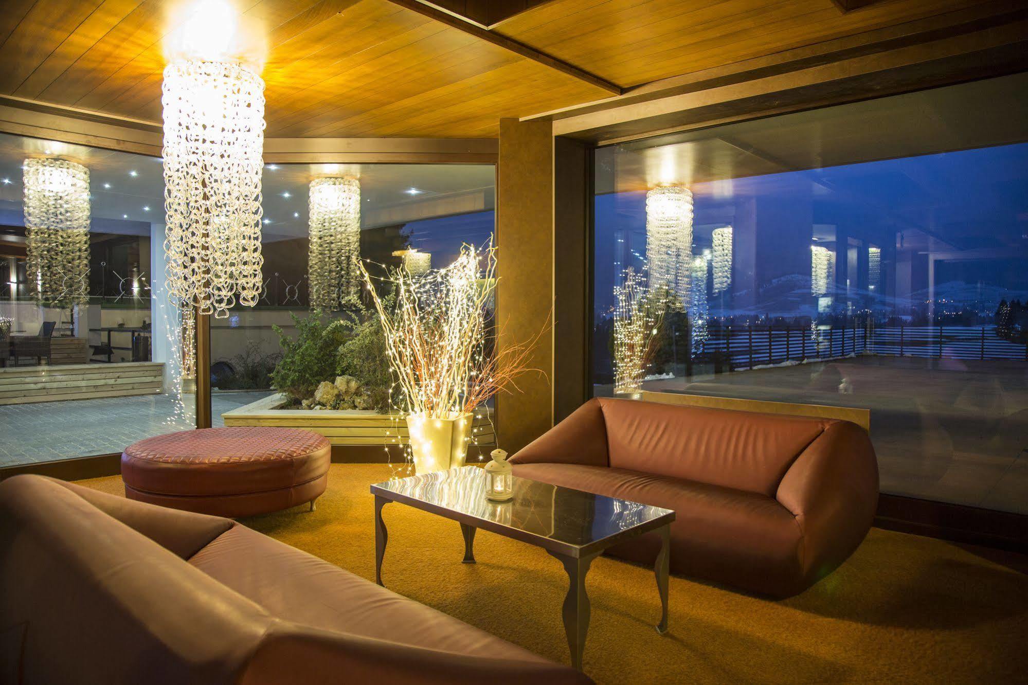 Linta Hotel Wellness & Spa 아지아고 외부 사진